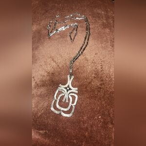 VINTAGE SIGNED AVON SILVERTONE ARTICULATED PENDANT BAR LINK CHAIN NECKLACE 24”
